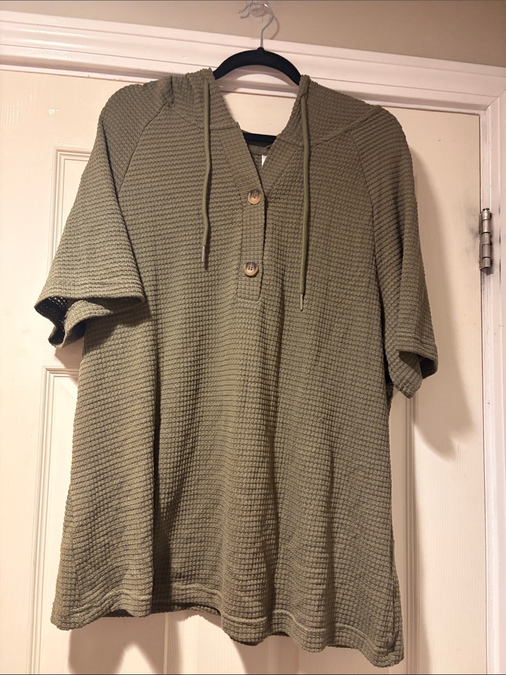 Waffle-Knit Hooded Short-Sleeve Pullover in Olive 2X
